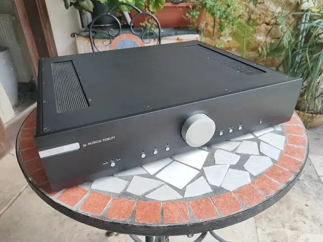 Musical fidelity ms5i integrated aplifier, Nicosia — Agios Dometios - Agios Georgios