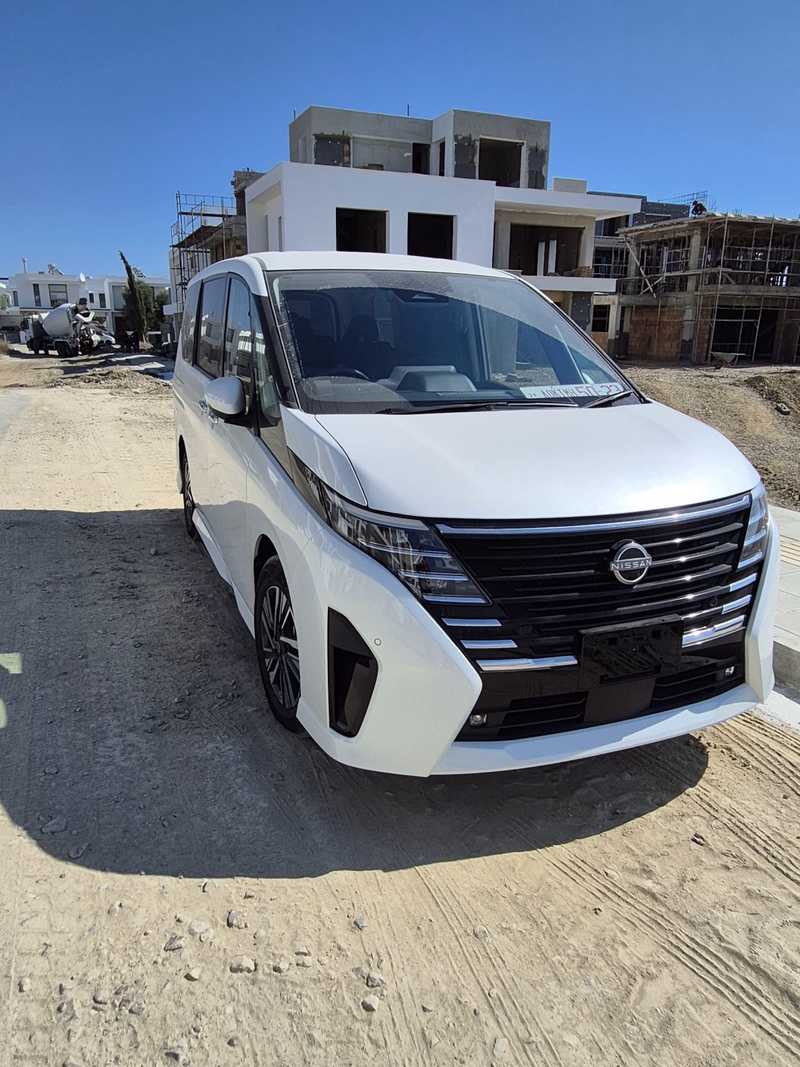 2023 Nissan Serena 2,0L 2023 Cyprus