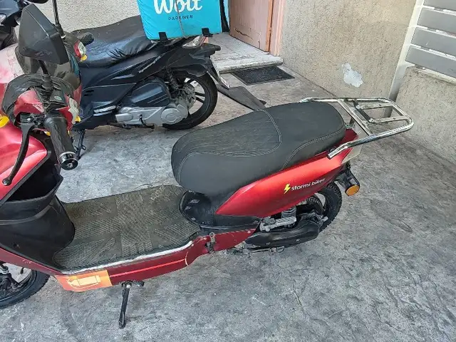 Very less used, Επαρχία Λεμεσού — Άγιος Αθανάσιος