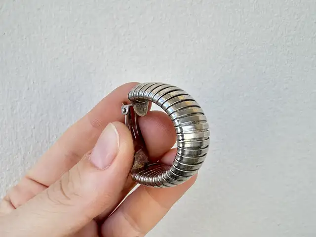 Vintage stainless steel σκουλαρίκια κλιπ, Famagusta — Paralimni
