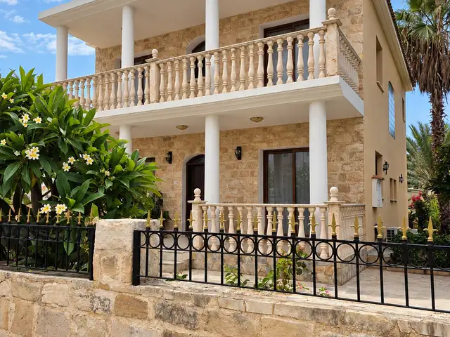 4-bedroom detached house to rent, Επαρχία Πάφου — Πέγεια