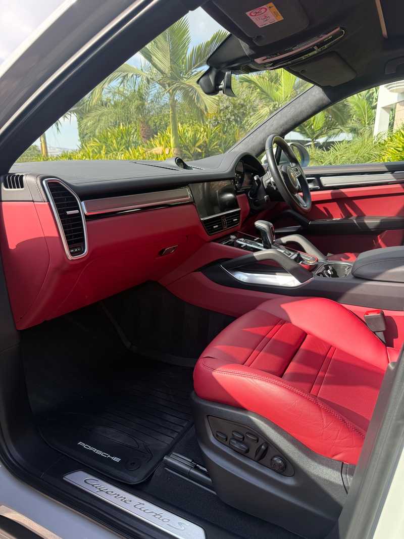 2023 Porsche Cayenne 4,0L 2023 Cyprus