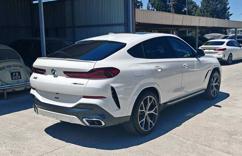 2021 BMW X6 3,0L 2021 Cyprus