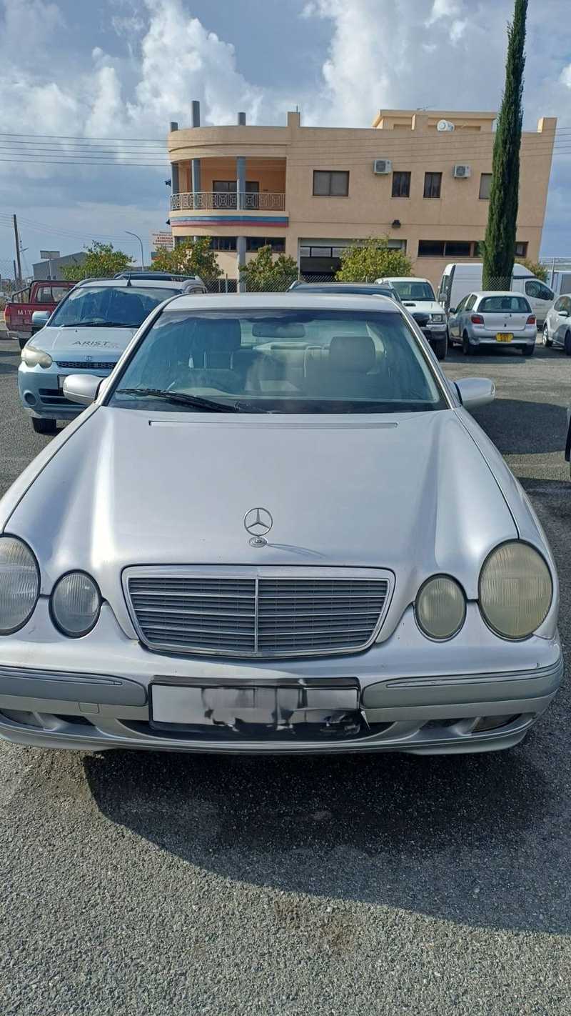 2001 Mercedes-Benz E-Class 2,0L 2001 Cyprus