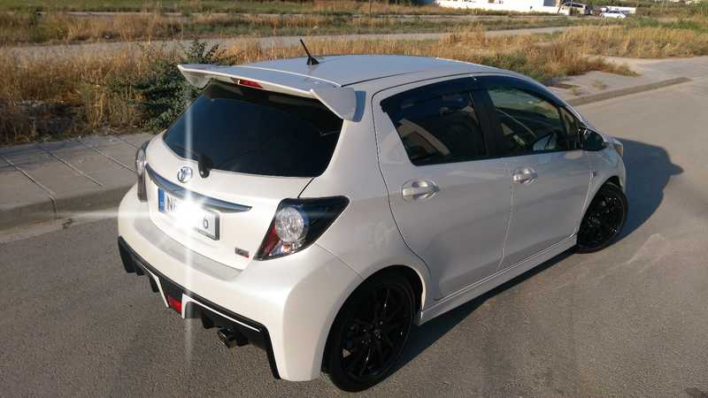 2015 Toyota Yaris 1,5L 2015 Cyprus