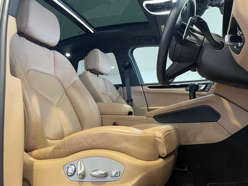 2023 Porsche Macan 2,0L 2023 Cyprus