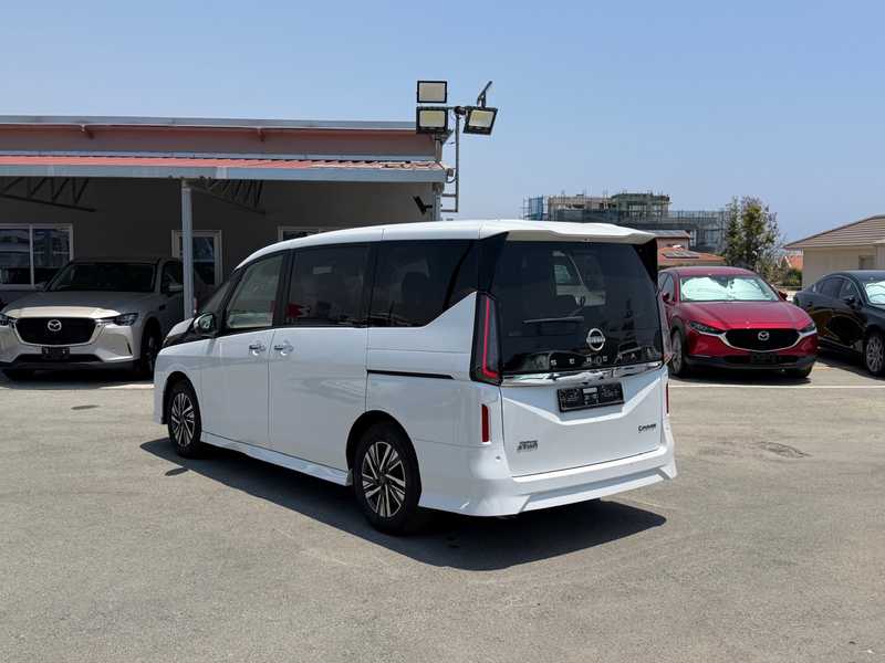 2024 Nissan Serena e-POWER 1,4L 2024 Cyprus
