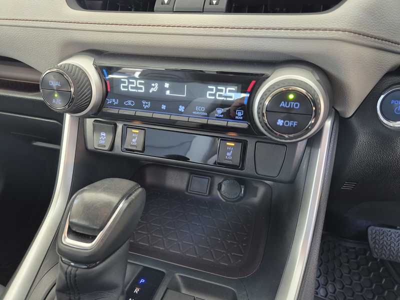 2021 Toyota RAV4 2,5L 2021 Cyprus