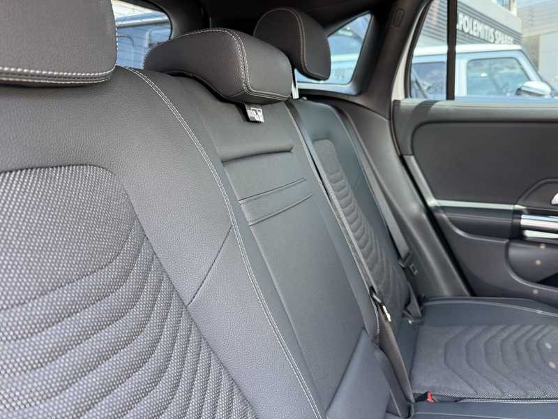 2024 Mercedes-Benz GLA-Class 2,0L 2024 Cyprus