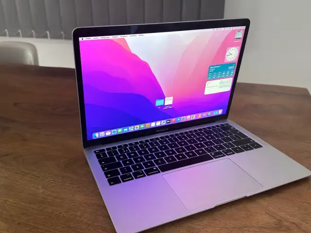 Macbook air 2019, Επαρχία Λεμεσού — Πολεμίδια - Παν. Ευαγγελίστρια