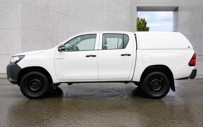2017 Toyota Hilux 2,4L 2017 Cyprus