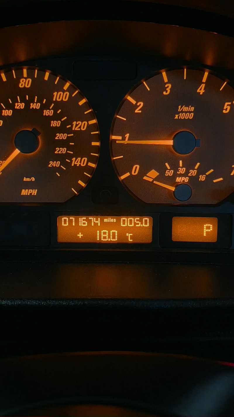 2002 BMW 3-Series 2,2L 2002 Cyprus