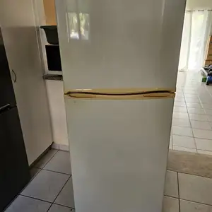 Fridge still works great. 156cm high 60 wide, Επαρχία Πάφου — Αναρίτα