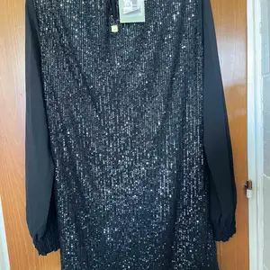 Beautiful dress brand new with tag size m, Επαρχία Λευκωσίας — Λευκωσία - Καϊμακλί