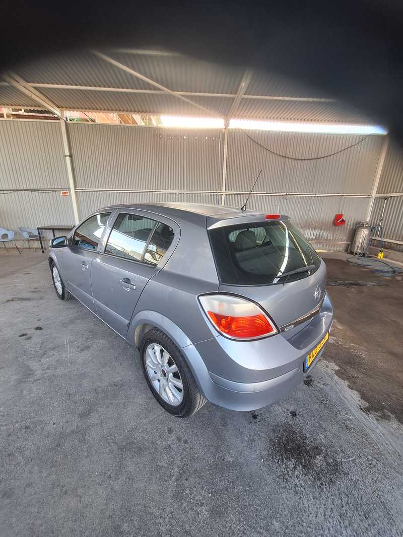2007 Opel, Vauxhall Astra 1,4L 2007 Cyprus