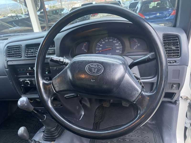 1999 Toyota Hilux 2,8L 1999 Cyprus