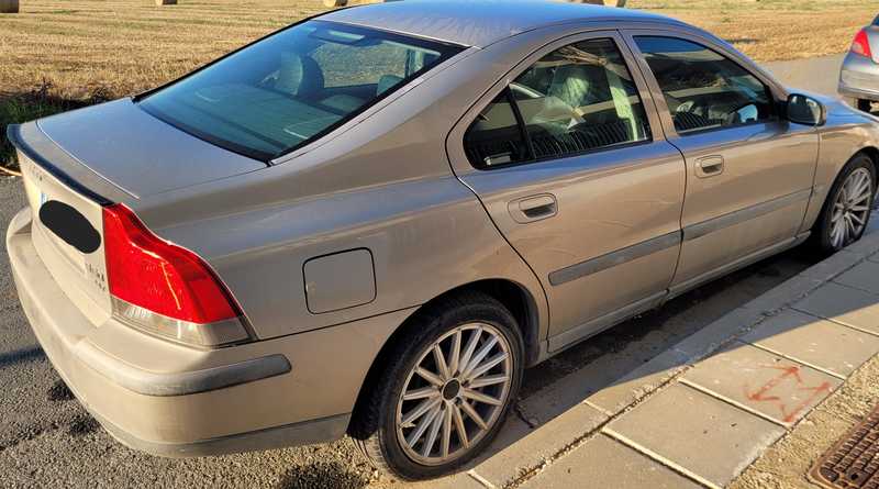 2001 Volvo S60 2,4L 2001 Cyprus