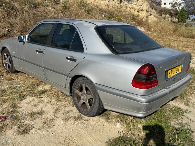 1999 Mercedes-Benz C-Class 2,0L 1999 Cyprus