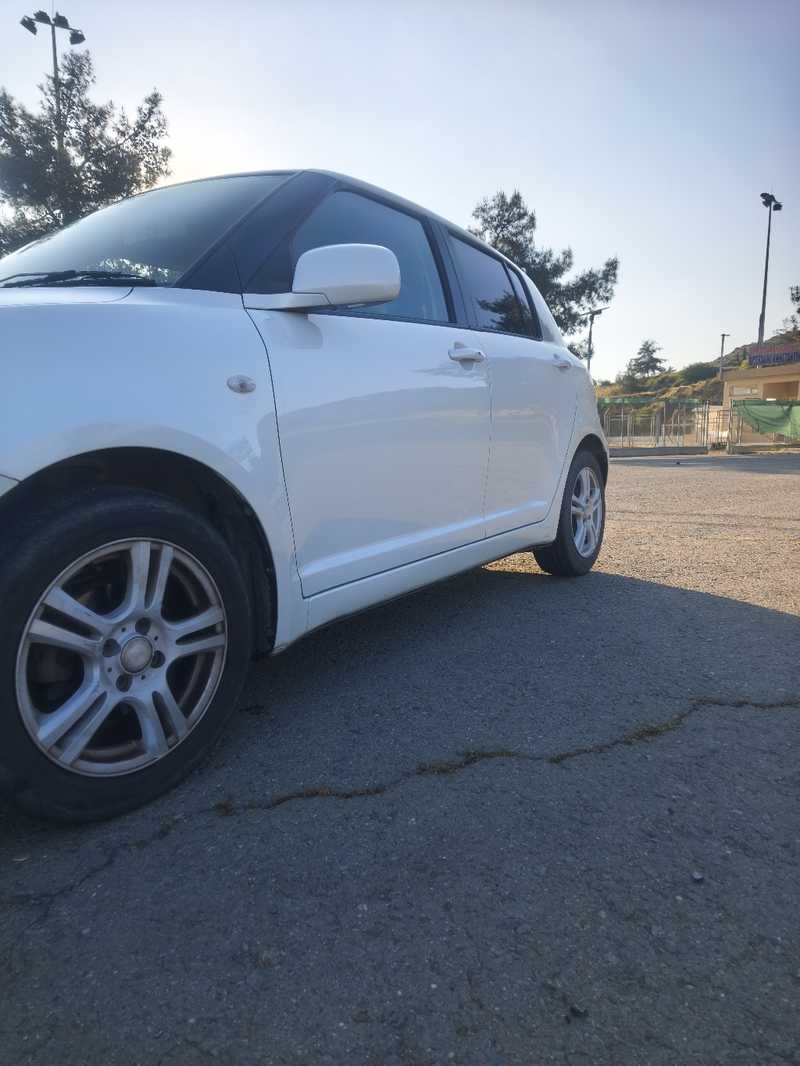 2009 Suzuki Swift 1,3L 2009 Cyprus
