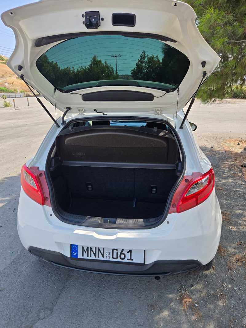2013 Mazda Demio 1,3L 2013 Cyprus