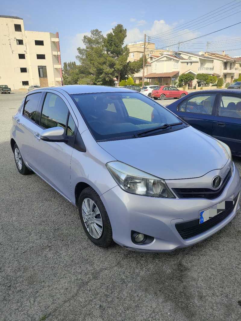 Toyota Vitz 1,3L 2012