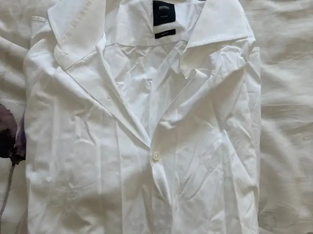 Hugo boss tailored slim fit white shirt size 42, Limassol — Limassol - Mesa Geitonia