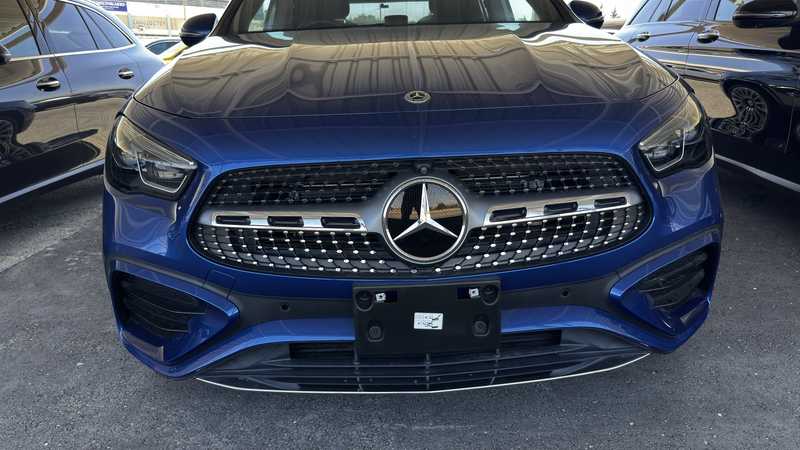 2025 Mercedes-Benz GLA-Class 2,0L 2025 Cyprus