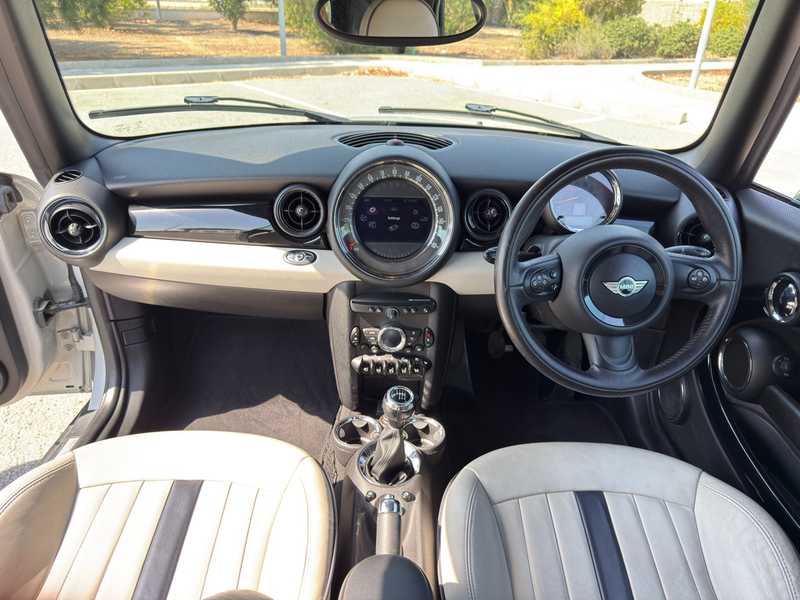 2015 Mini Convertible 1,6L 2015 Cyprus