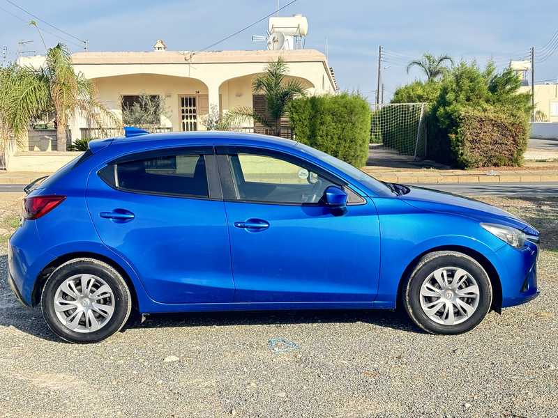 2017 Mazda Demio 1,3L 2017 Cyprus