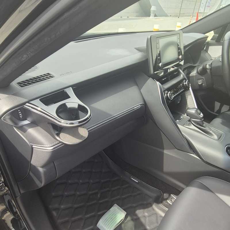 2022 Toyota Harrier 2,5L 2022 Cyprus
