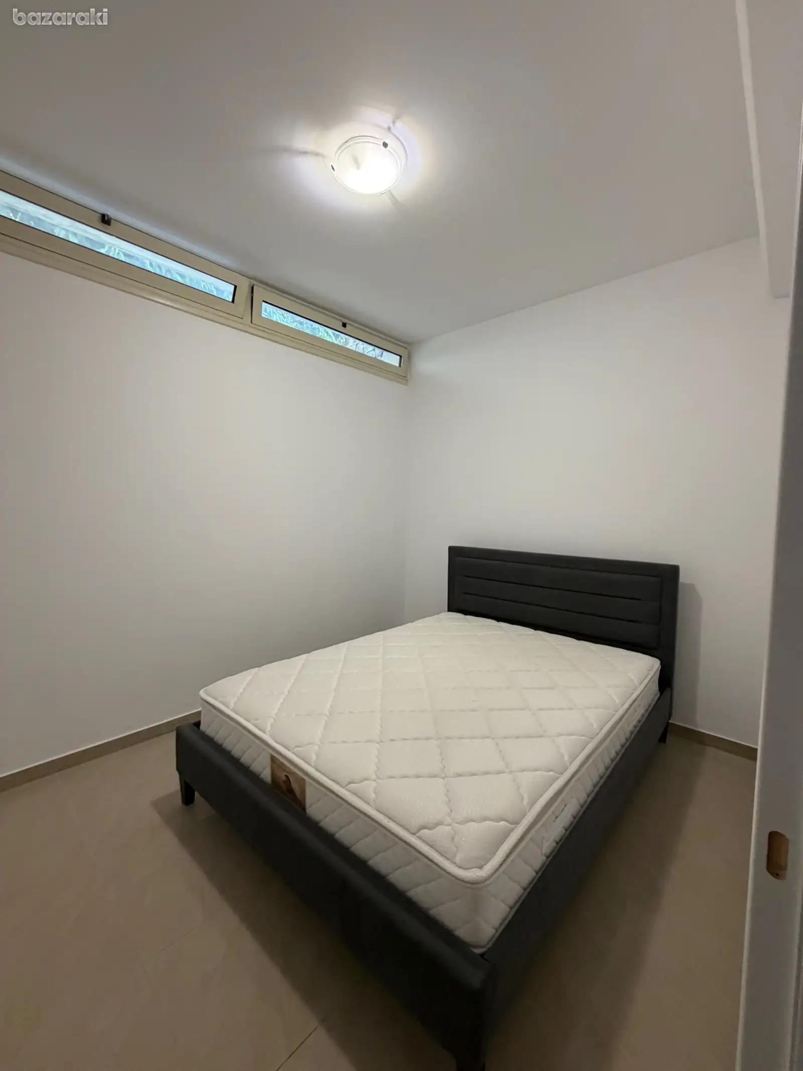House, 5 bedrooms — 12