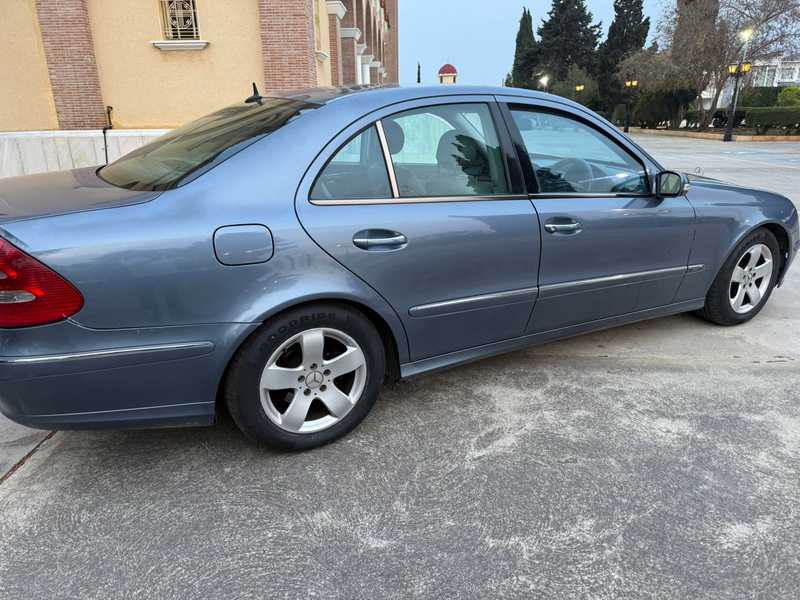 2003 Mercedes-Benz E-Class 2,2L 2003 Cyprus