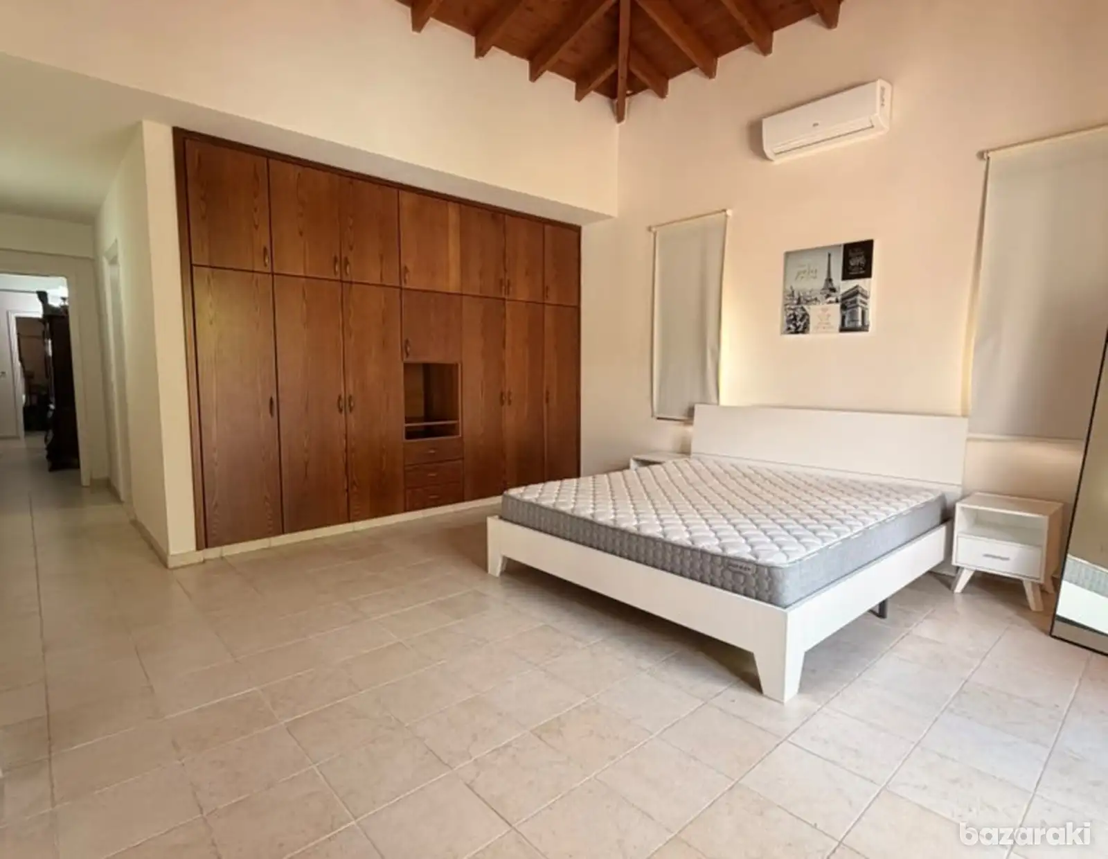 House, 3 bedrooms — 3