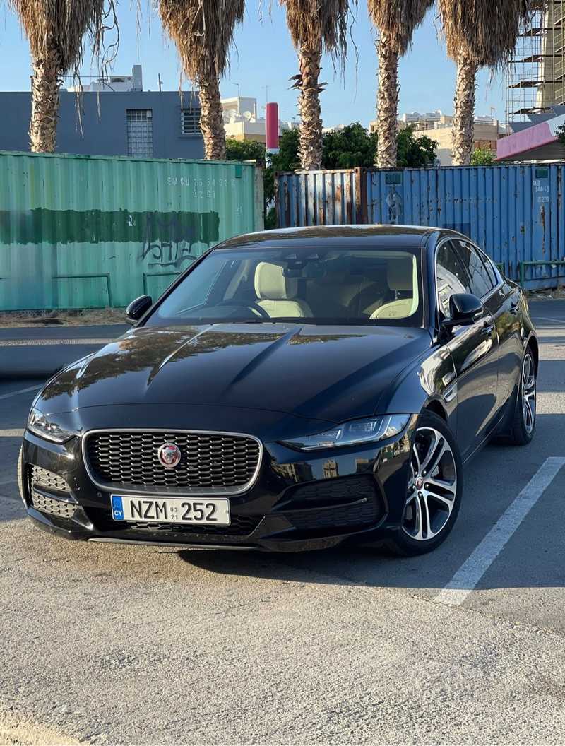 Jaguar XE 1,8L 2021