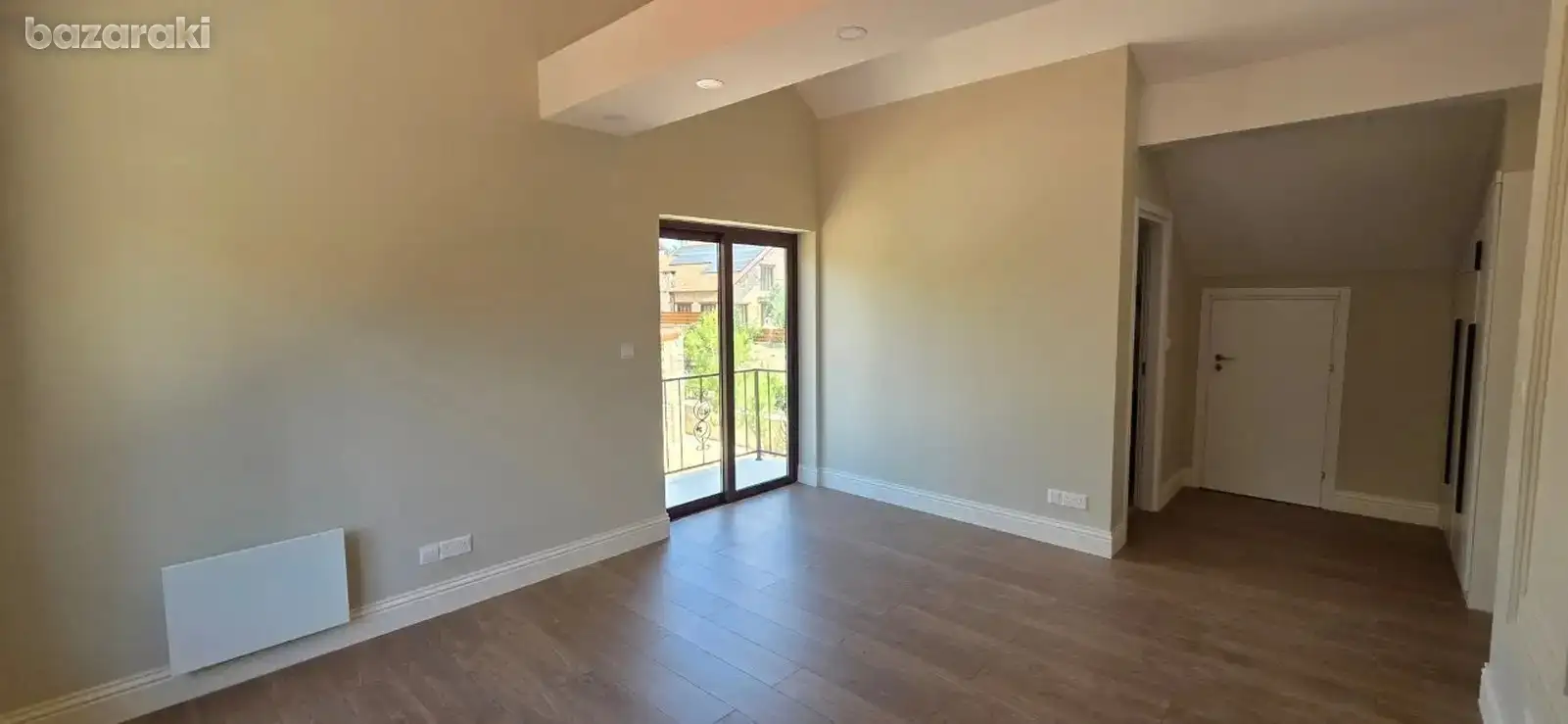 Villa, 5 bedrooms — 11