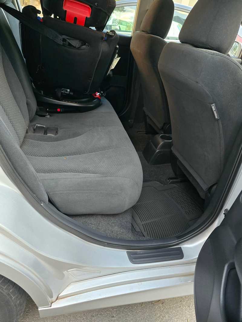 2010 Nissan Tiida 1,5L 2010 Cyprus