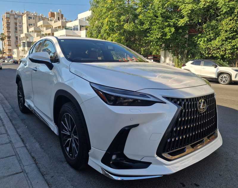 Lexus NX 2,5L 2023