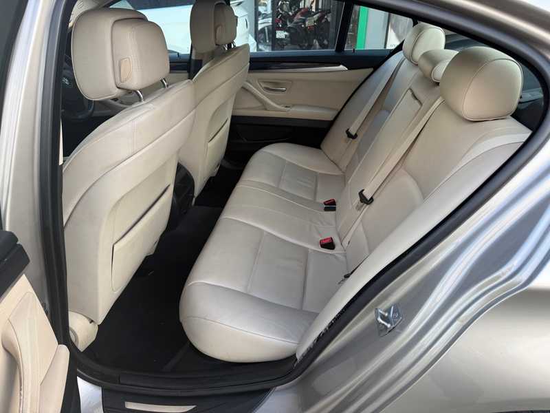 2011 BMW 5-Series 2,0L 2011 Cyprus