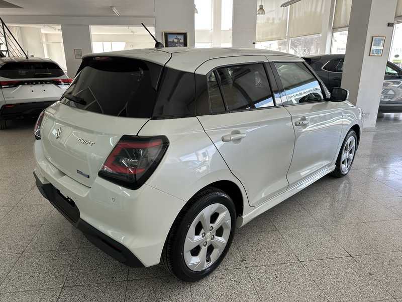 2025 Suzuki Swift 1,2L 2025 Cyprus