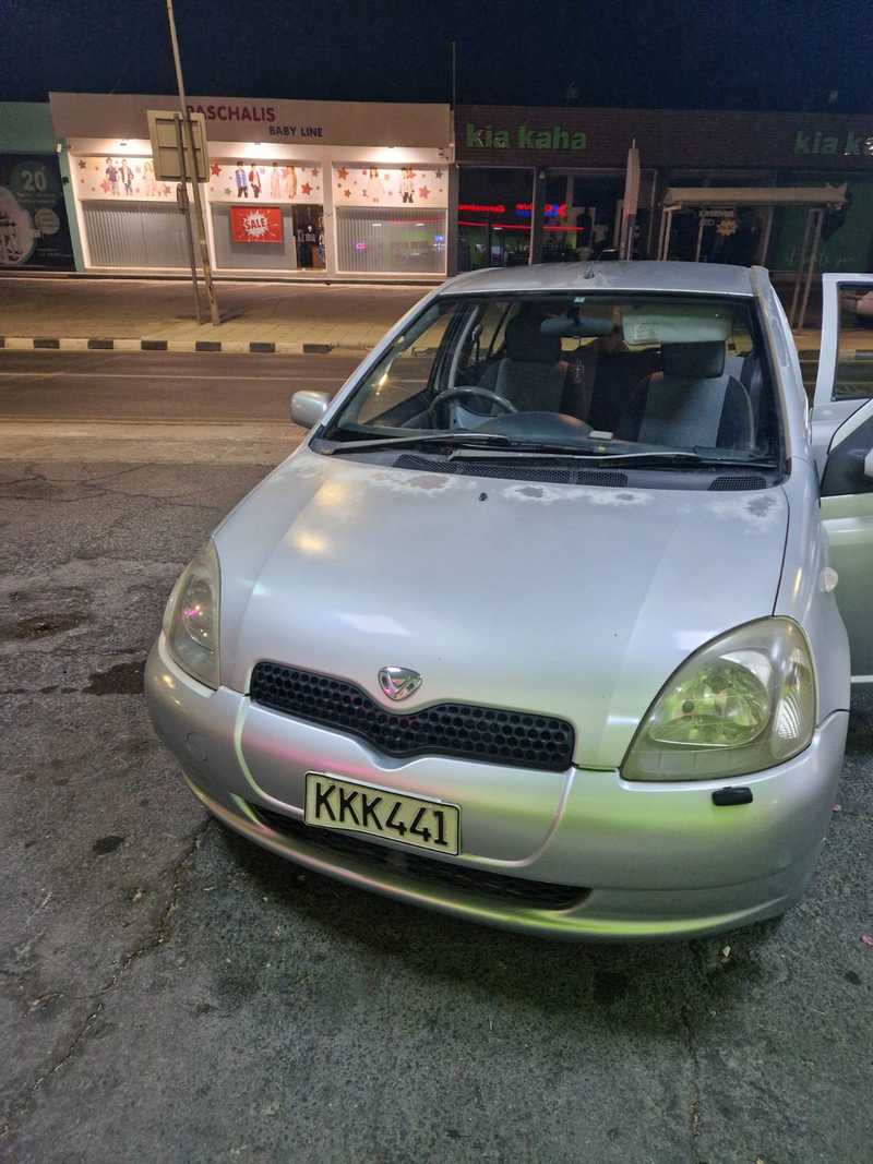 2004 Toyota Vitz 1,0L 2004 Cyprus