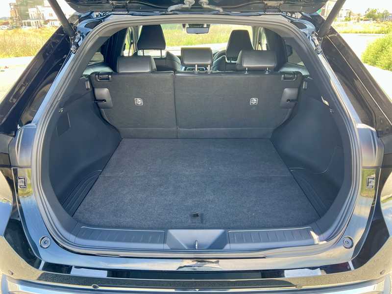 2024 Toyota Harrier 2,5L 2024 Cyprus