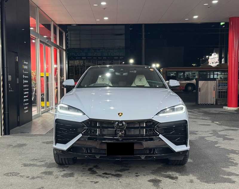 2025 Lamborghini Urus 4,0L 2025 Cyprus