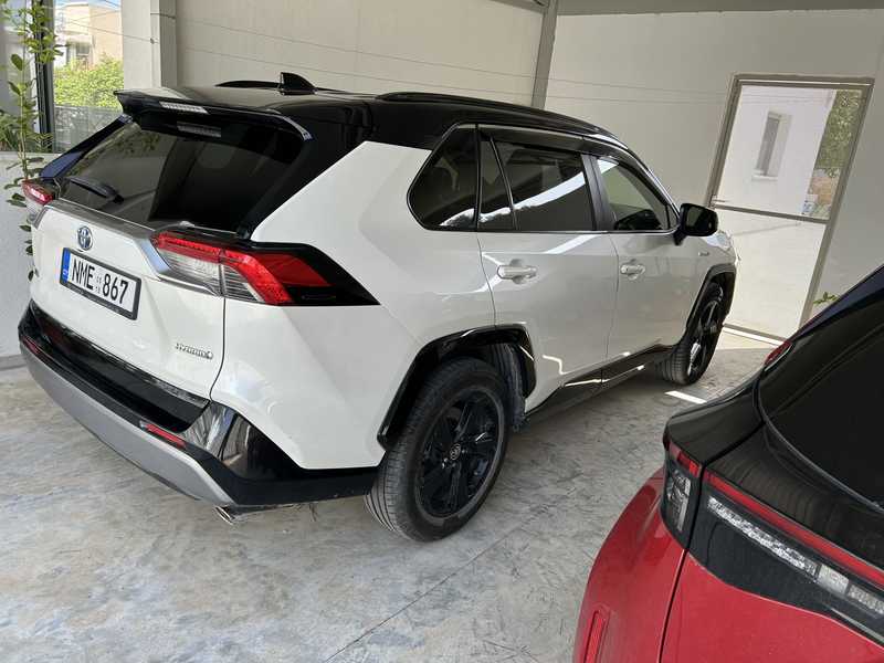 Toyota RAV4 2,5L 2019