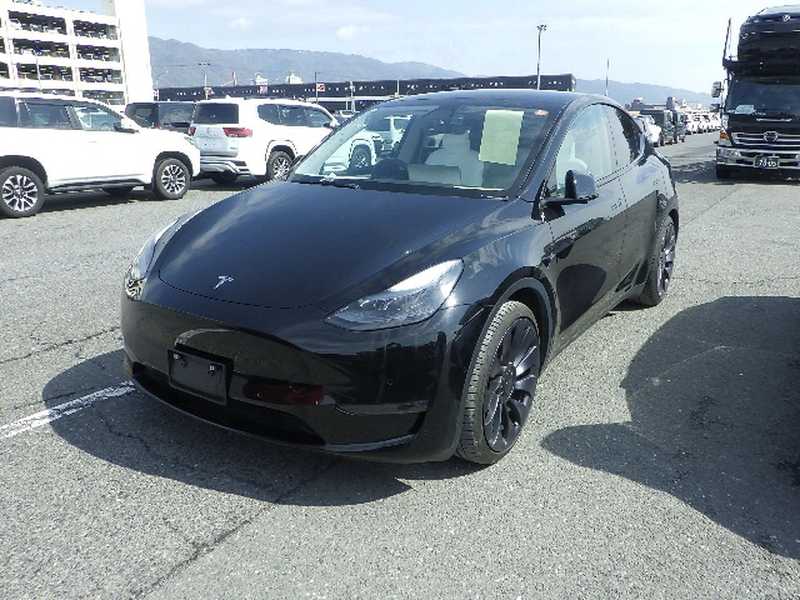 Tesla Model Y Performance Electric 2024