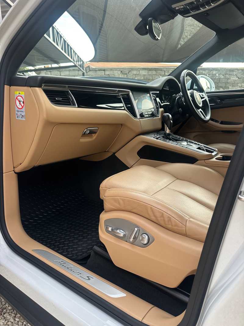 2016 Porsche Macan 3,0L 2016 Cyprus