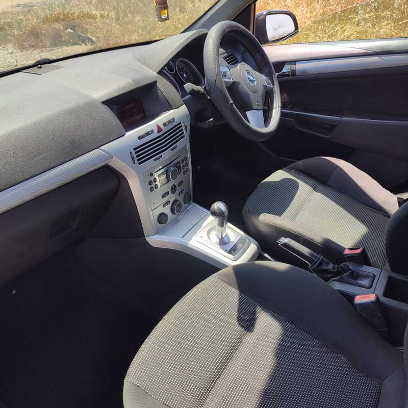 2005 Opel, Vauxhall Astra 1,6L 2005 Cyprus