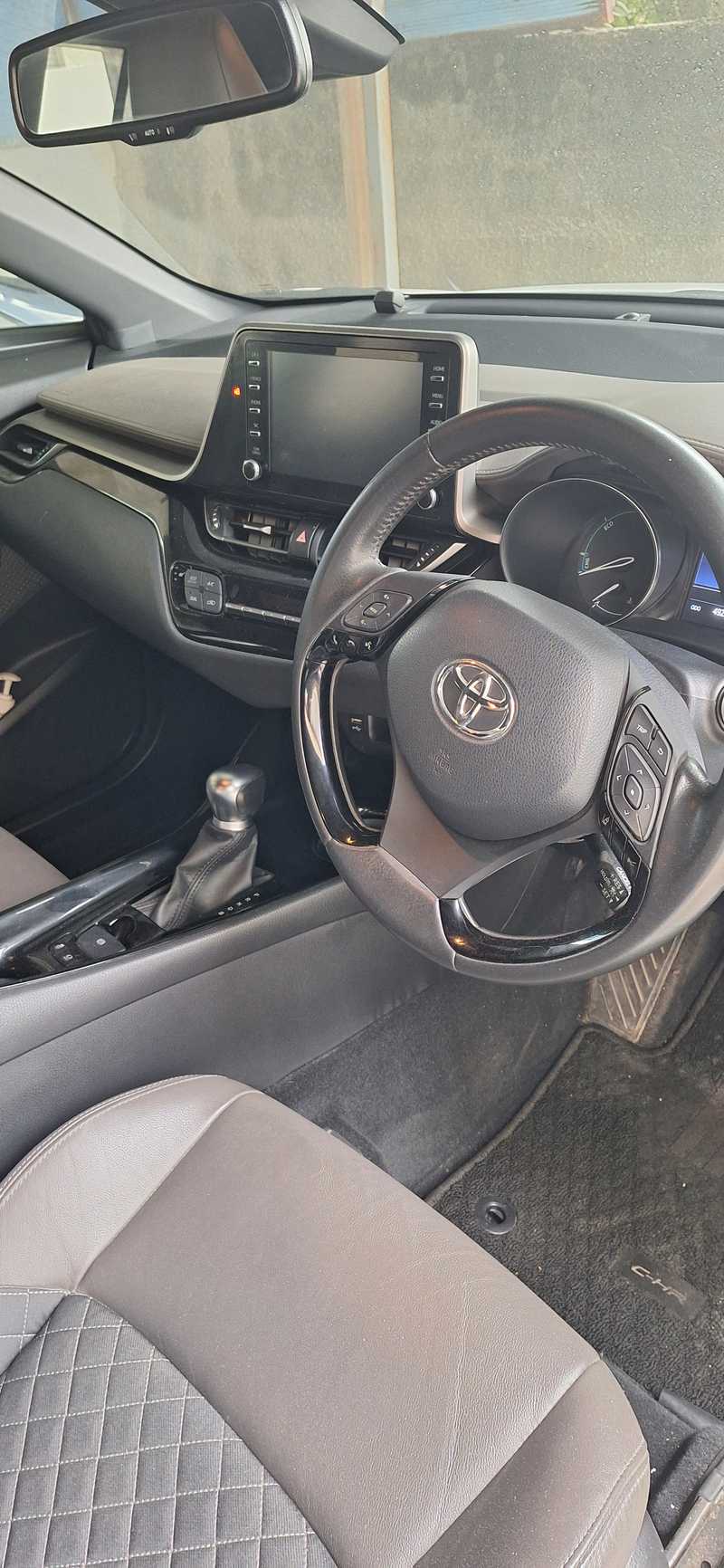 2022 Toyota C-HR 1,8L 2022 Cyprus