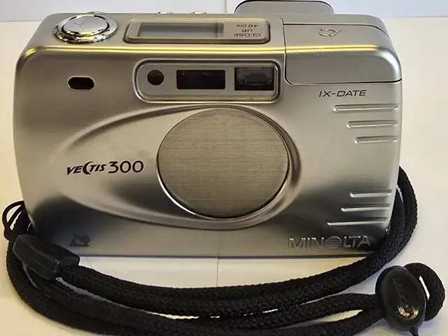 Vintage minolta vectis 300 stainless steel compact aps film camera& leather case, Επαρχία Λάρνακας — Αλεθρικό