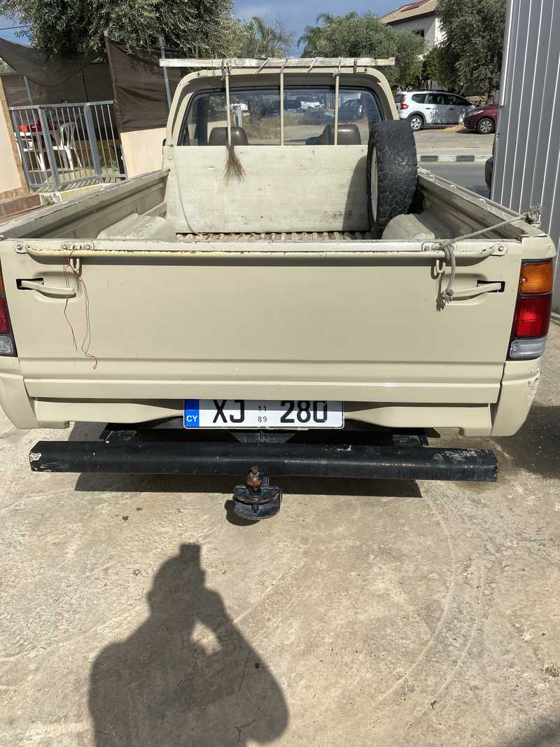 1989 Isuzu Pick-up 2,4L 1989 Cyprus