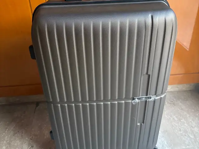 Cabin hard shell suitcase dark brown, Επαρχία Λεμεσού — Λεμεσός - Ζακάκι